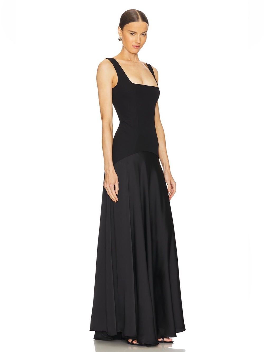 L’academie Sidney Gown - Picture 2 of 7